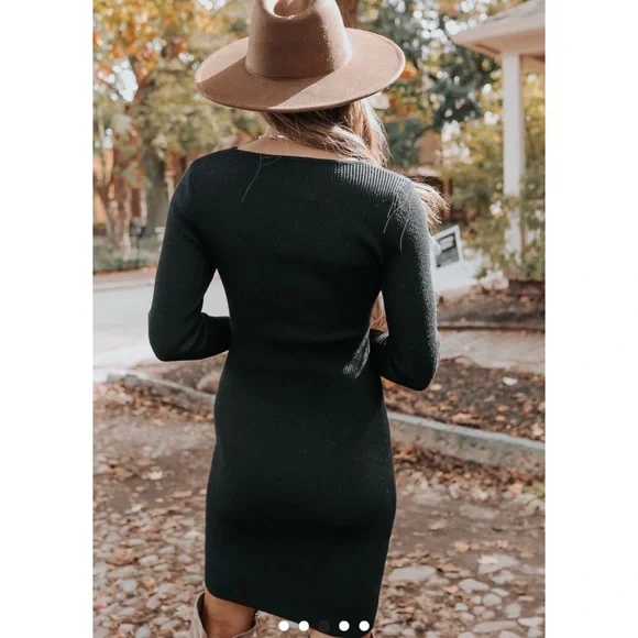 MAGNOLIA: Magnolia Boutique Sweater Dress - Picture 4 of 8